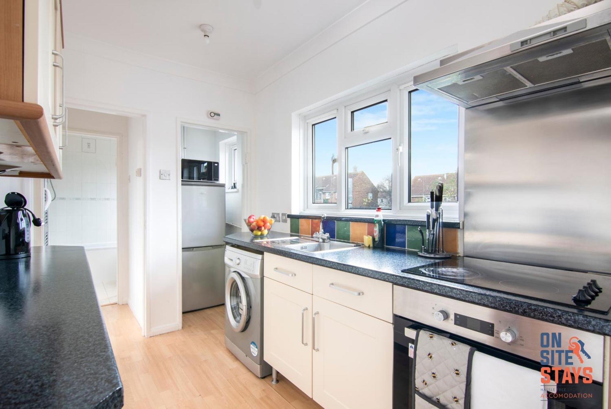 Onsitestays - Cosy 2-Bedroom Apartment With Private Entrance & Long Stay Prices Gravesend Kültér fotó