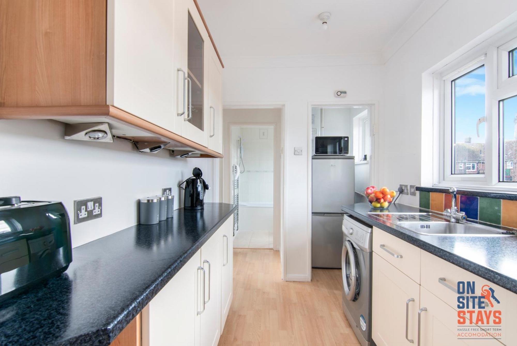 Onsitestays - Cosy 2-Bedroom Apartment With Private Entrance & Long Stay Prices Gravesend Kültér fotó
