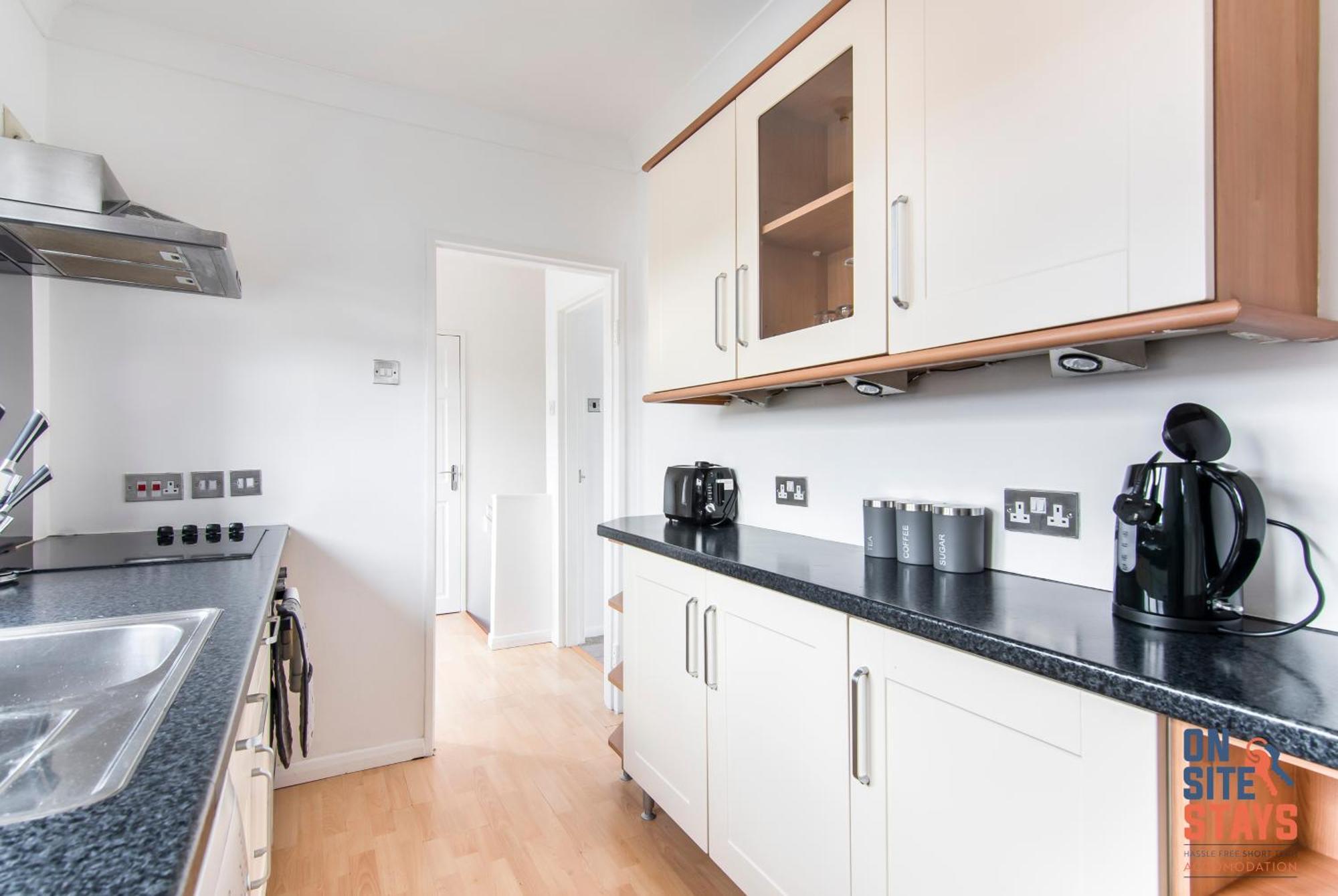 Onsitestays - Cosy 2-Bedroom Apartment With Private Entrance & Long Stay Prices Gravesend Kültér fotó