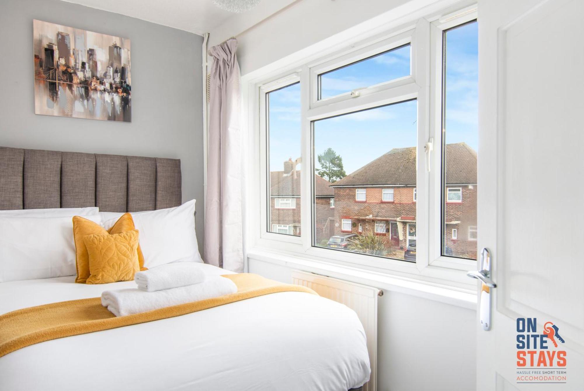 Onsitestays - Cosy 2-Bedroom Apartment With Private Entrance & Long Stay Prices Gravesend Kültér fotó